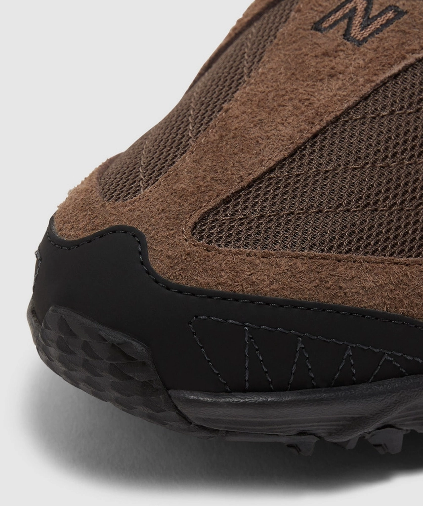 New Balance 610 slip on sneaker